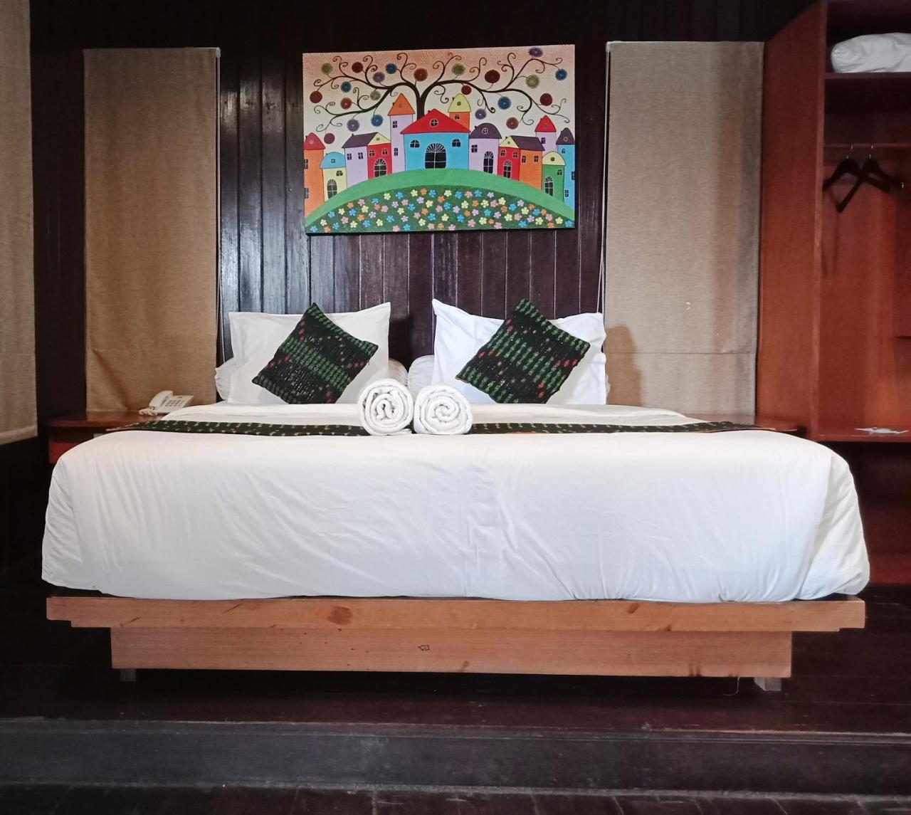Exotic Komodo Hotel Лабуан-Баджо Екстер'єр фото
