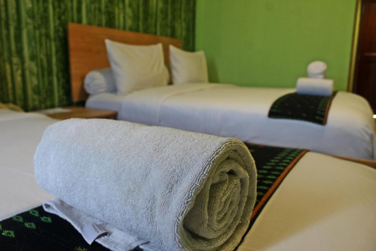 Exotic Komodo Hotel Лабуан-Баджо Екстер'єр фото
